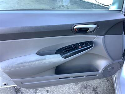 2011 Honda Civic LX - Photo 3 - Crest Hill, IL 60403