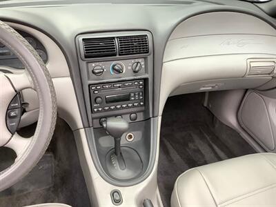 2002 Ford Mustang   - Photo 18 - Crest Hill, IL 60403