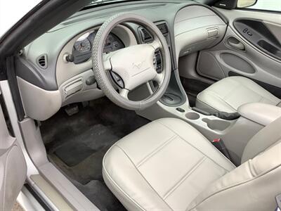 2002 Ford Mustang   - Photo 17 - Crest Hill, IL 60403