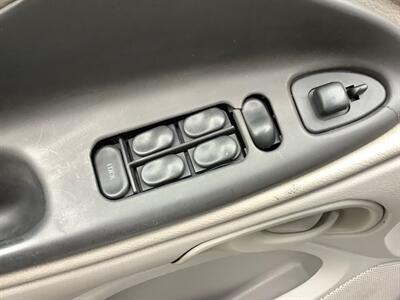 2002 Ford Mustang   - Photo 15 - Crest Hill, IL 60403