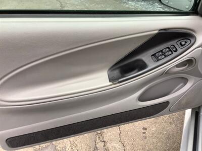 2002 Ford Mustang   - Photo 14 - Crest Hill, IL 60403