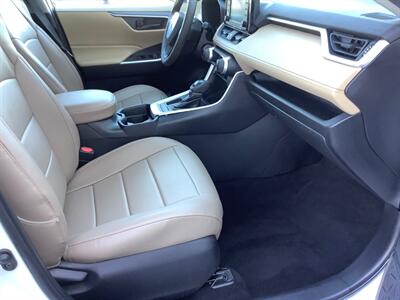 2020 Toyota RAV4 LE   - Photo 29 - Crest Hill, IL 60403