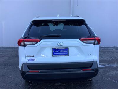 2020 Toyota RAV4 LE   - Photo 5 - Crest Hill, IL 60403