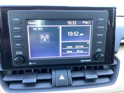 2020 Toyota RAV4 LE   - Photo 18 - Crest Hill, IL 60403