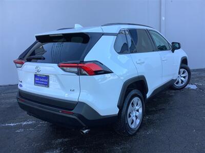 2020 Toyota RAV4 LE   - Photo 6 - Crest Hill, IL 60403