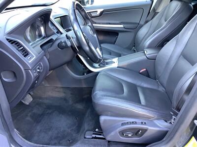 2014 Volvo XC60 T6   - Photo 14 - Crest Hill, IL 60403