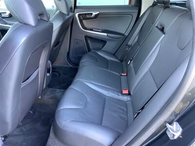 2014 Volvo XC60 T6   - Photo 25 - Crest Hill, IL 60403