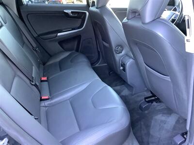 2014 Volvo XC60 T6   - Photo 27 - Crest Hill, IL 60403
