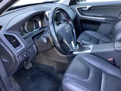 2014 Volvo XC60 T6   - Photo 15 - Crest Hill, IL 60403