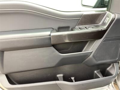 2021 Ford F-150 Lariat - Photo 12 - Crest Hill, IL 60403