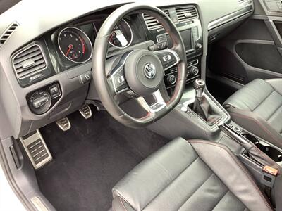 2017 Volkswagen Golf GTI Sport   - Photo 13 - Crest Hill, IL 60403