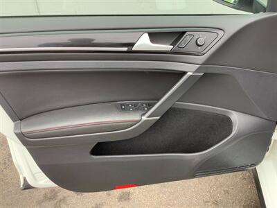 2017 Volkswagen Golf GTI Sport   - Photo 50 - Crest Hill, IL 60403