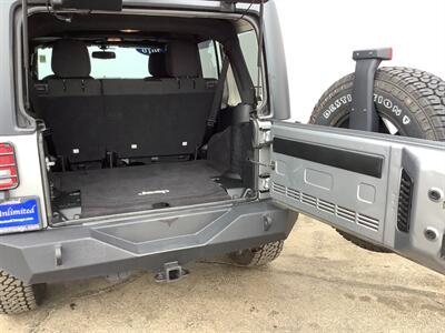 2016 Jeep Wrangler Unlimited Sport   - Photo 32 - Crest Hill, IL 60403