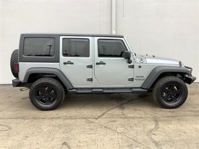 2016 Jeep Wrangler Unlimited Sport   - Photo 7 - Crest Hill, IL 60403