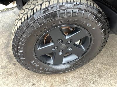 2016 Jeep Wrangler Unlimited Sport   - Photo 38 - Crest Hill, IL 60403