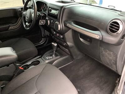2016 Jeep Wrangler Unlimited Sport   - Photo 27 - Crest Hill, IL 60403