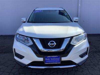 2017 Nissan Rogue SV - Photo 10 - Crest Hill, IL 60403