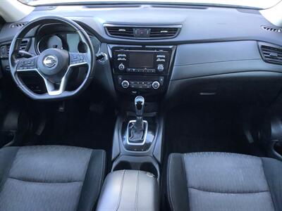 2017 Nissan Rogue SV - Photo 34 - Crest Hill, IL 60403