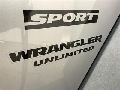 2016 Jeep Wrangler Sport   - Photo 34 - Crest Hill, IL 60403