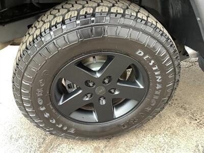 2016 Jeep Wrangler Sport   - Photo 36 - Crest Hill, IL 60403