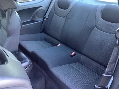 2014 Hyundai Genesis Coupe 2.0T - Photo 22 - Crest Hill, IL 60403