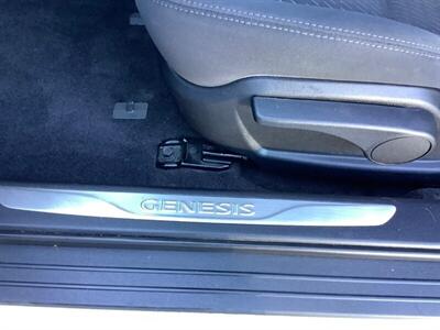 2014 Hyundai Genesis Coupe 2.0T - Photo 12 - Crest Hill, IL 60403