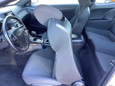 2014 Hyundai Genesis Coupe 2.0T - Photo 23 - Crest Hill, IL 60403