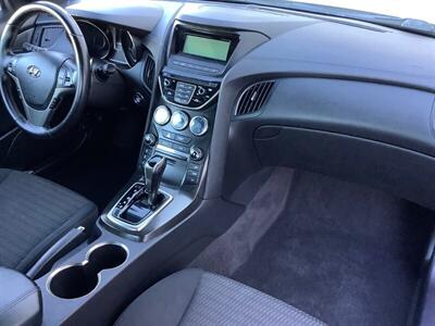 2014 Hyundai Genesis Coupe 2.0T - Photo 34 - Crest Hill, IL 60403