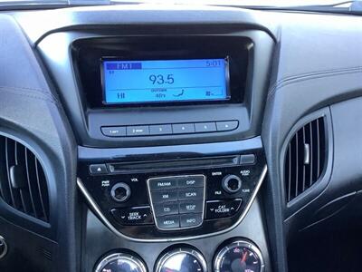 2014 Hyundai Genesis Coupe 2.0T - Photo 19 - Crest Hill, IL 60403