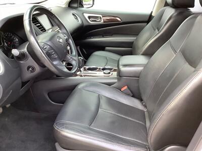 2013 Nissan Pathfinder Platinum   - Photo 18 - Crest Hill, IL 60403