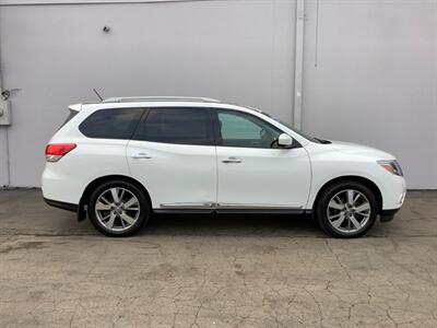 2013 Nissan Pathfinder Platinum   - Photo 8 - Crest Hill, IL 60403