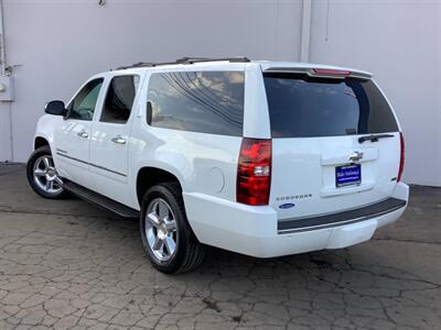 2010 Chevrolet Suburban LTZ   - Photo 4 - Crest Hill, IL 60403