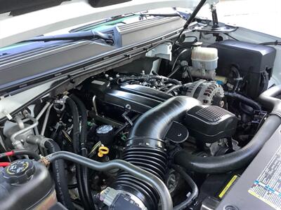 2010 Chevrolet Suburban LTZ   - Photo 55 - Crest Hill, IL 60403