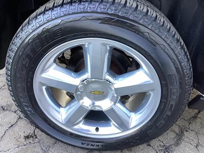 2010 Chevrolet Suburban LTZ   - Photo 49 - Crest Hill, IL 60403