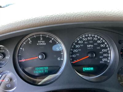 2010 Chevrolet Suburban LTZ   - Photo 23 - Crest Hill, IL 60403