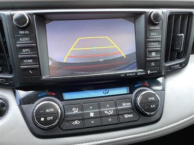 2018 Toyota RAV4 Limited - Photo 11 - Crest Hill, IL 60403