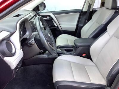 2018 Toyota RAV4 Limited   - Photo 15 - Crest Hill, IL 60403