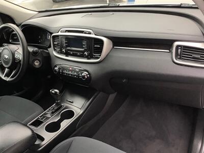 2018 Kia Sorento L - Photo 31 - Crest Hill, IL 60403