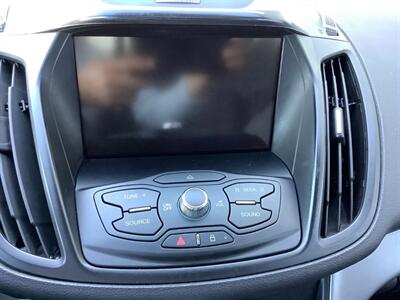 2014 Ford Escape SE   - Photo 18 - Crest Hill, IL 60403