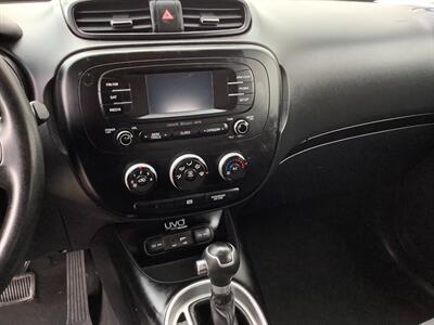 2015 Kia Soul - Photo 15 - Crest Hill, IL 60403