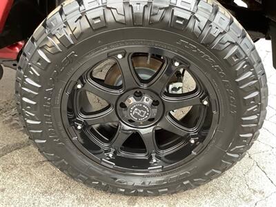 2013 Jeep Wrangler Sahara   - Photo 35 - Crest Hill, IL 60403