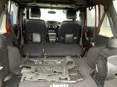 2013 Jeep Wrangler Sahara   - Photo 30 - Crest Hill, IL 60403