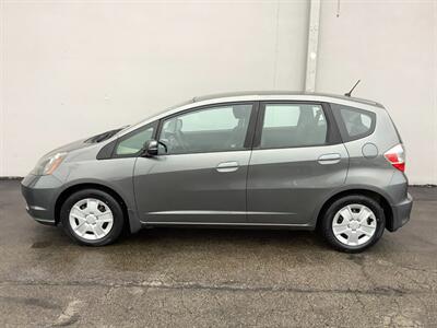 2013 Honda Fit 5 Speed Manual   - Photo 4 - Crest Hill, IL 60403