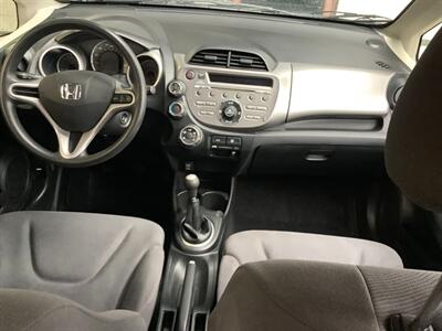 2013 Honda Fit 5 Speed Manual   - Photo 37 - Crest Hill, IL 60403
