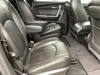 2012 GMC Acadia SLT-1 - Photo 27 - Crest Hill, IL 60403