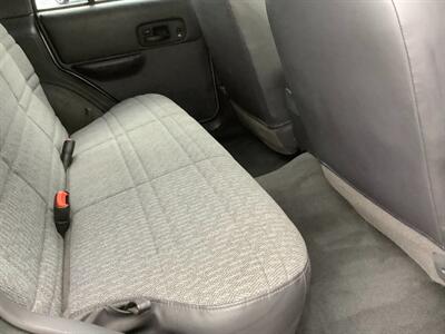 2001 Jeep Cherokee Sport   - Photo 24 - Crest Hill, IL 60403
