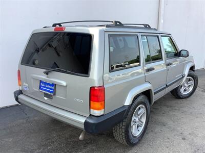 2001 Jeep Cherokee Sport   - Photo 8 - Crest Hill, IL 60403
