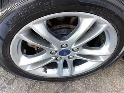 2015 Ford Fusion Hybrid SE   - Photo 36 - Crest Hill, IL 60403