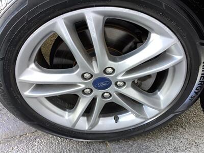 2015 Ford Fusion Hybrid SE   - Photo 35 - Crest Hill, IL 60403