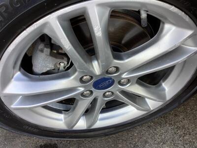 2015 Ford Fusion Hybrid SE   - Photo 38 - Crest Hill, IL 60403